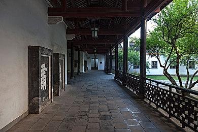 Epic喜加一：经典模拟经营佳作《双点医院》免费领